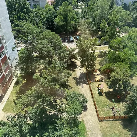 Apartament 10 Minutes From Airport *