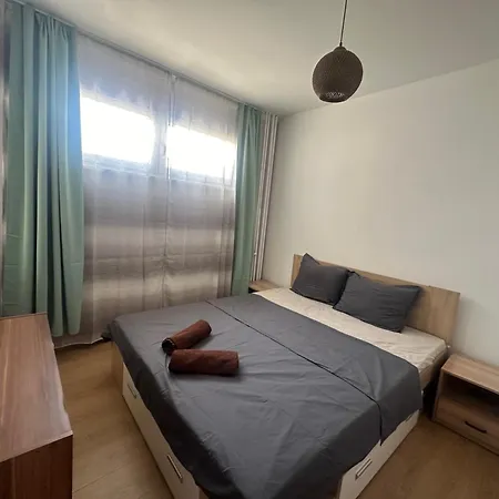 Apartament 10 Minutes From Airport Sofia